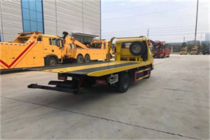 宝丰非事故拖车