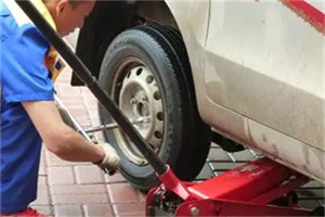 宝丰附近拖车24小时服务热线电话