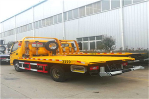 宝丰附近拖车救援搭电