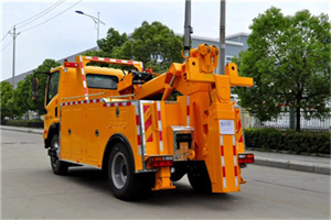 宝丰高速路拖车费